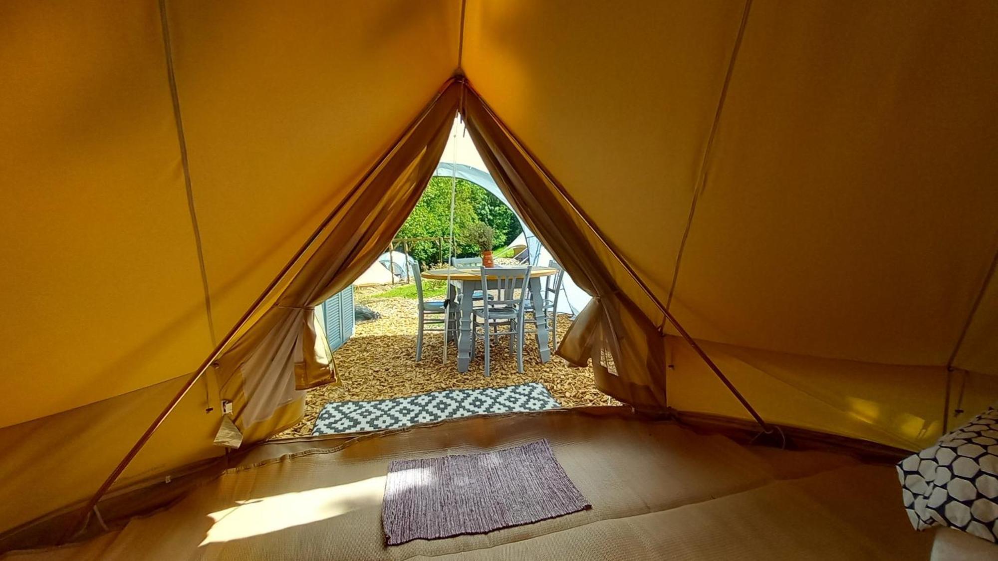 Tente Insolite En Pleine Nature Treduder Bagian luar foto